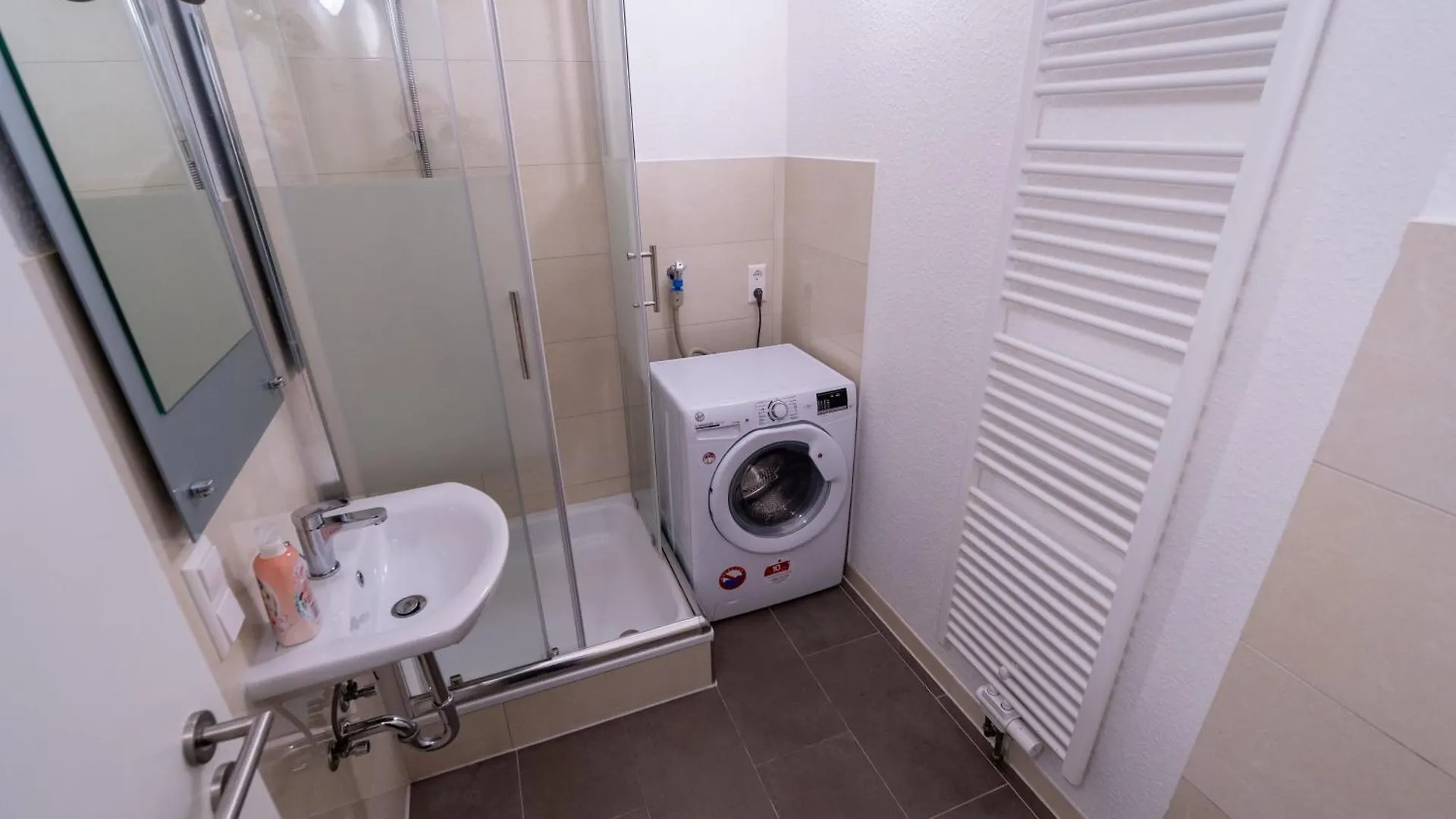 Business Apartment In Ruhiger Lage Lu Sued Ludwigshafen am Rhein 0*,  Germany